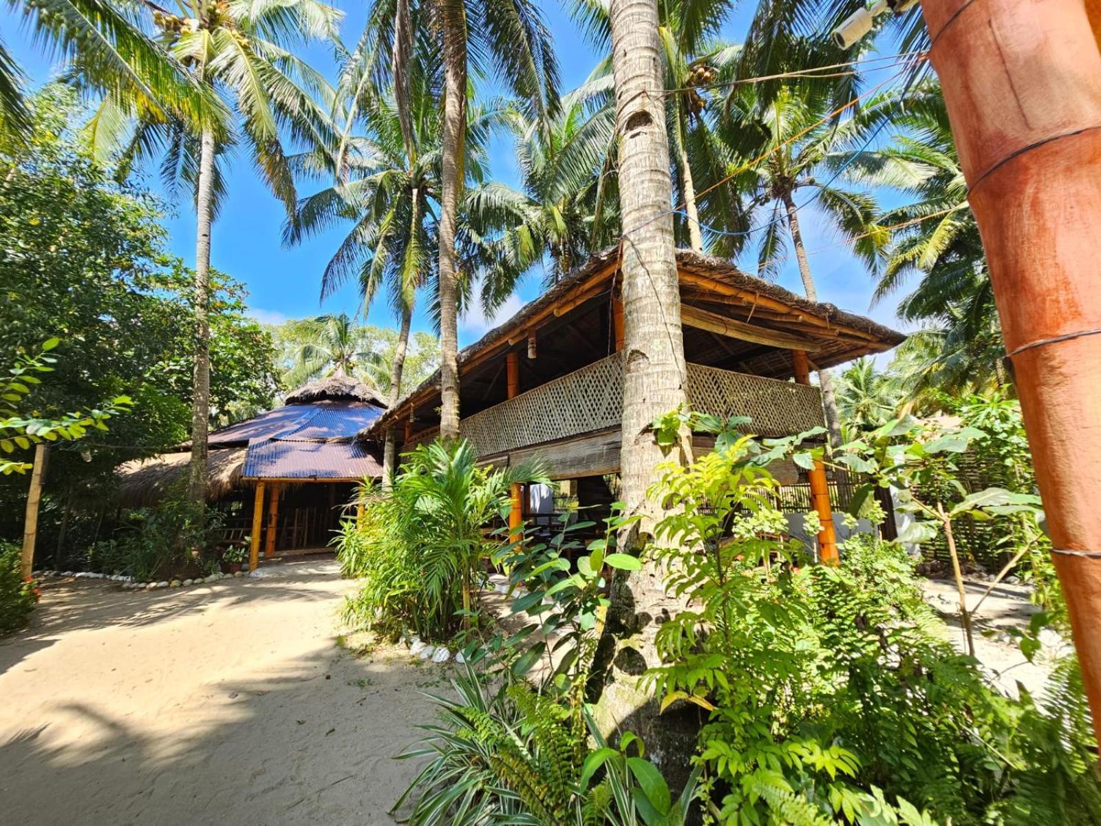 Big BamBoo Beach Resort Sipalay Exterior foto