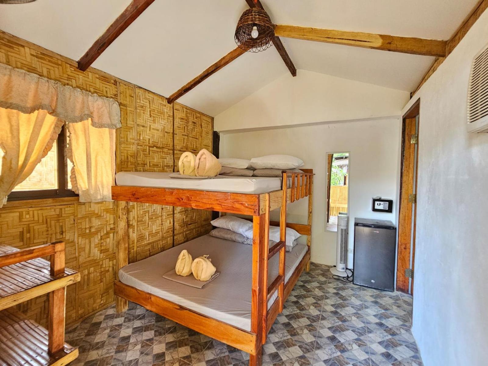 Big BamBoo Beach Resort Sipalay Exterior foto